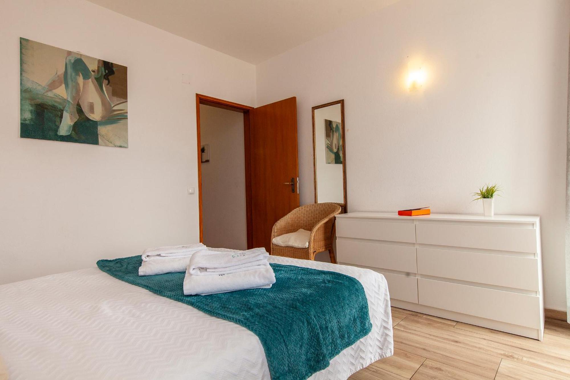 60 négyzetméteres, 2 hálószobás Apartman 1 fürdőszobával Lagos Városközpont területén Kültér fotó
