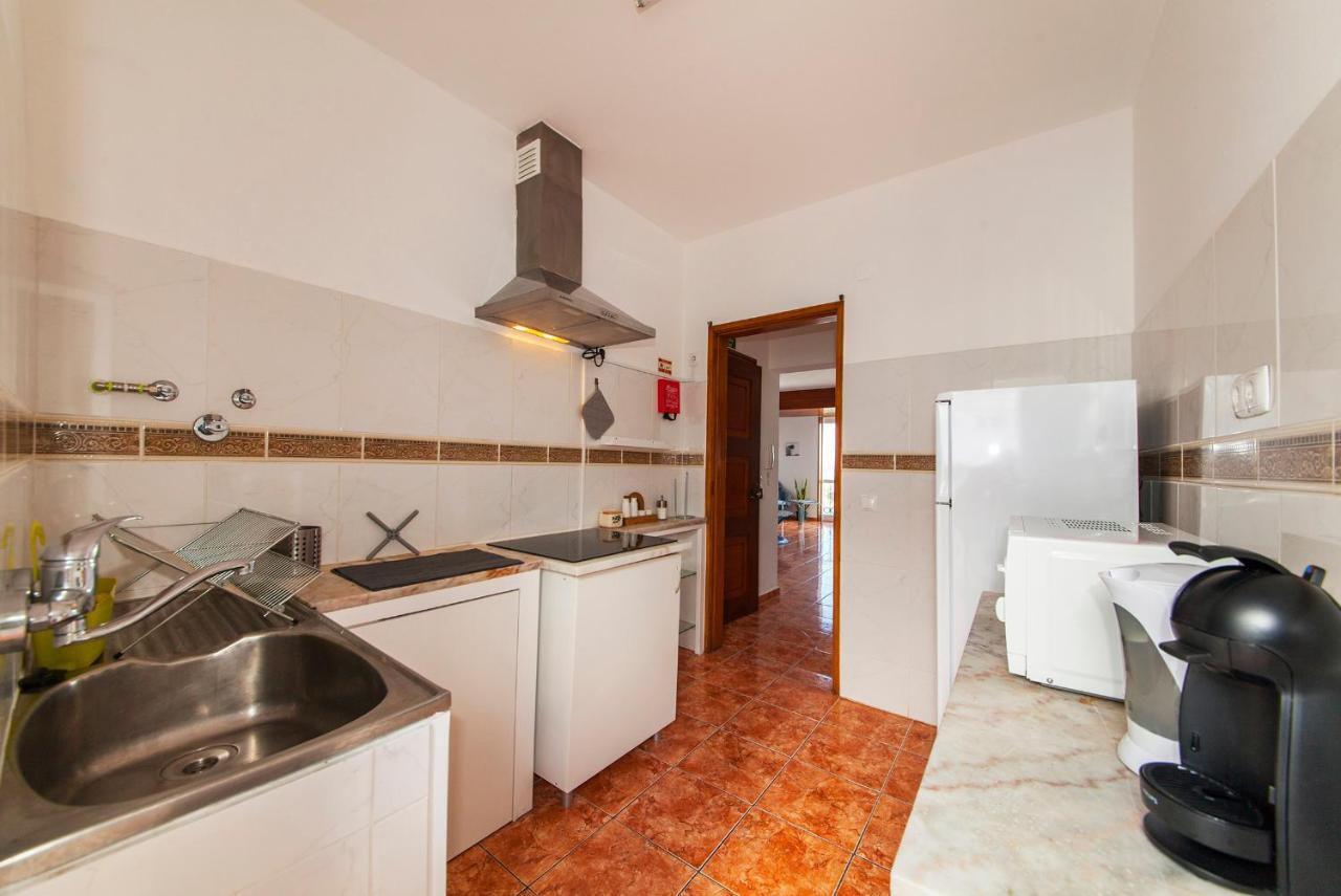 60 négyzetméteres, 2 hálószobás Apartman 1 fürdőszobával Lagos Városközpont területén Kültér fotó
